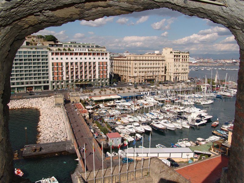 Grand Hotel Vesuvio Naples Exterior photo